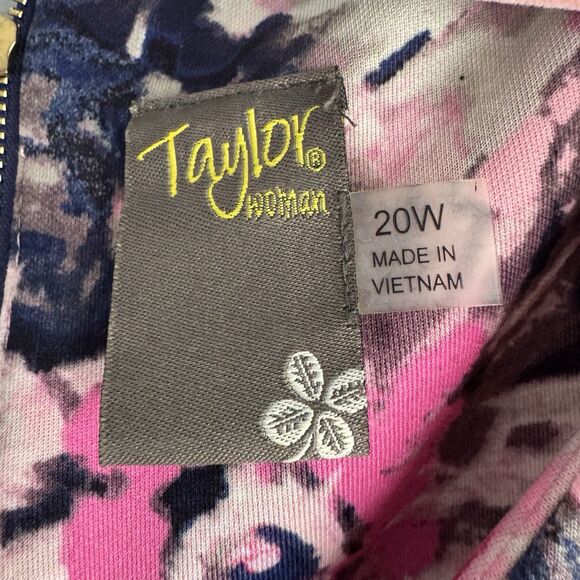 Taylor Woman Size 20W Pink Navy Floral Fit & Flare Dress Pockets Stretch - Picture 4 of 8